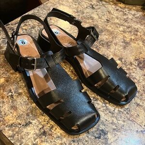 Vicenza ) Black fisherman Sandals